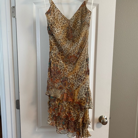 Dress - Picture 2 of 4